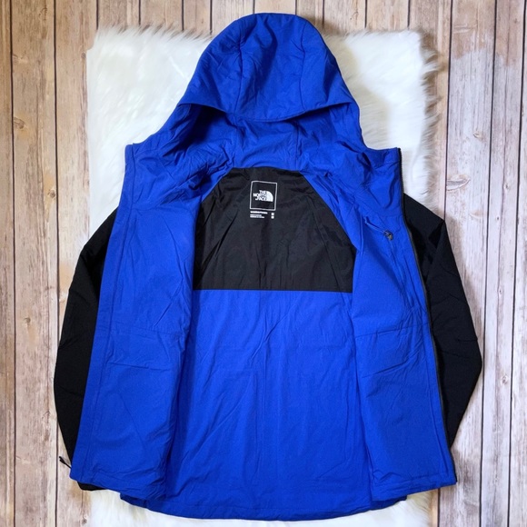 The North Face Women’s Ventrix Hoodie Jacket - Picture 3 of 5